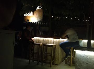 greece/olympia/nightclub/garden-room