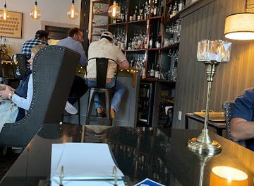 maine/camden/nightclub/vintage-room