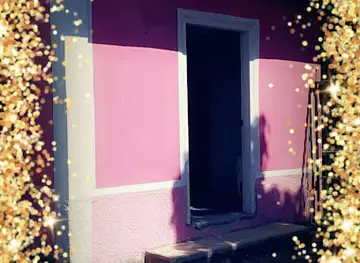 Carmen &Powery Beauty Studio