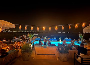 croatia/opatija/nightclub/colosseum-lounge-beach-bar