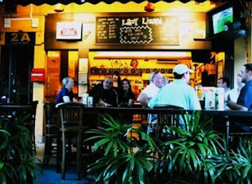 singapore/bukit-timah-nature-reserve/nightclub/lazy-lizard-sixth-avenue