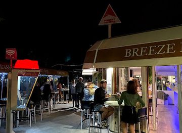 australia/airlie-beach/nightclub/breeze-bar-airlie-beach