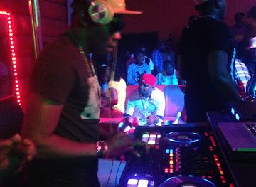 nigeria/awhum-waterfall/nightclub/2nite-club