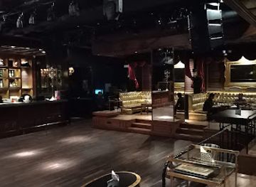 india/mumbai/colaba/nightclub/matahaari-nightclub