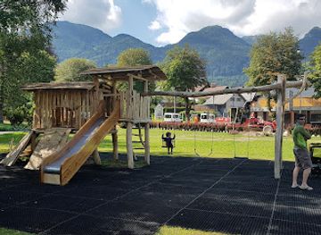 slovenia/bohinj/nightclub/rock-bar-urska