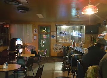 wyoming/green-river/nightclub/green-gander-bar-drive-in