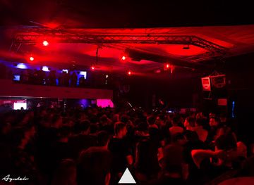 Under Club
