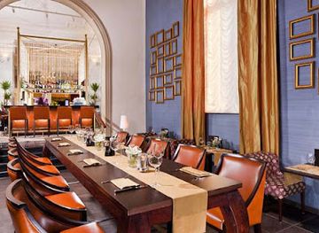 Cristal Bar & Lounge