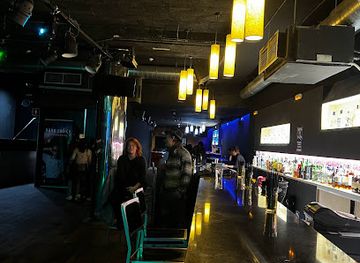 spain/barcelona/gracia/nightclub/almo2bar