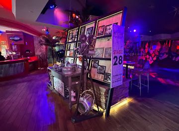 florida/orlando-theme-parks/nightclub/revenge-of-the-dead-coconut-club-in-3d