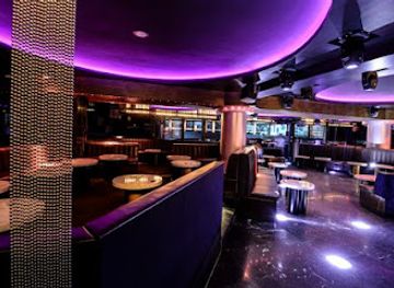 france/paris/nightclub/l-arc