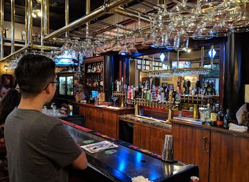 california/turlock/nightclub/10-east-kitchen-tap-house