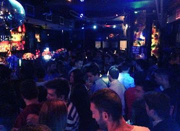 spain/avila/nightclub/la-castafiore