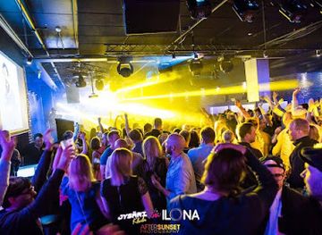 finland/lemmenjoki-national-park/nightclub/viihdemaailma-ilona