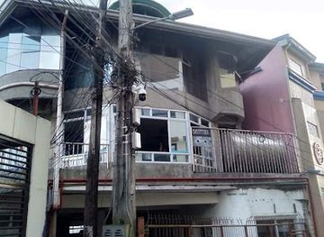 philippines/baguio/burnham-park/nightclub/baypmax-vape-shop-and-lounge