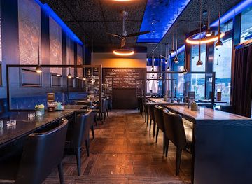 Esquire Bar.Bistro