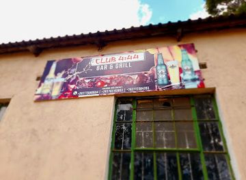 zimbabwe/nyanga/nightclub/club-4-44