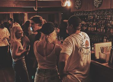 Black Anchor Bar