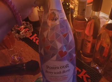 japan/kanazawa/kanazawa-castle-park/nightclub/ann-z-bar