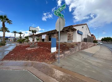 nevada/boulder-city/nightclub/leafy-latitude