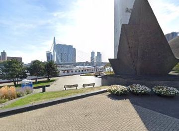 netherlands/rotterdam/kop-van-zuid/nightclub/boatchella