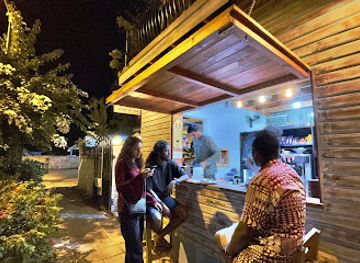 maldives/fuvahmulah-island/nightclub/cool-banana