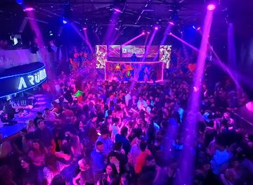 chile/curico/nightclub/aruna