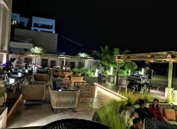 Zale Beach Club & Lounge