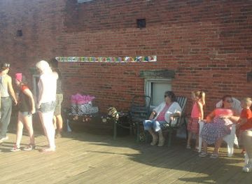 west-virginia/elkins/nightclub/brewstel-brew-shop-and-hostel