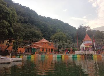 india/agra/sadar-bazaar/nightclub/club-replay