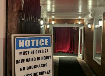Velvet Lounge & Cabaret