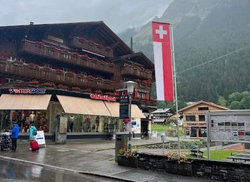 switzerland/lauterbrunnen-valley/nightclub/on-the-rocks