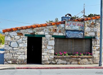california/monterey/old-fisherman-s-wharf/nightclub/alfredo-s-cantina