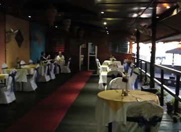 comoros/moroni/nightclub/new-mumbai-restaurant