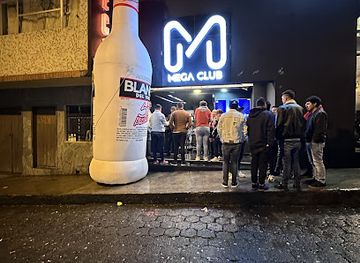 ecuador/carchi-region/nightclub/megaclub