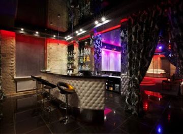 lithuania/vilnius/old-town/nightclub/heavens