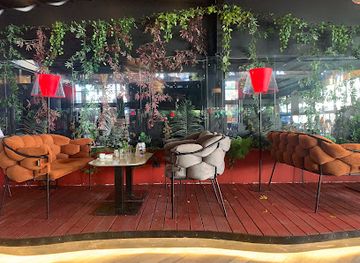 albania/elbasan-region/nightclub/cheers