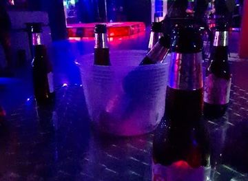 panama/darien/nightclub/pool-place-night-club