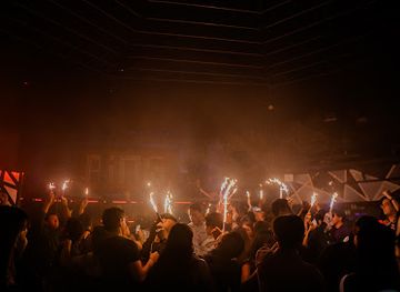 Ring Night club