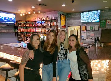 california/santa-clarita/nightclub/shooters-bar-billiards-mechanical-bull