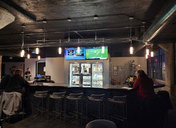 illinois/rockford/nightclub/the-top-rooftop-bar-lounge