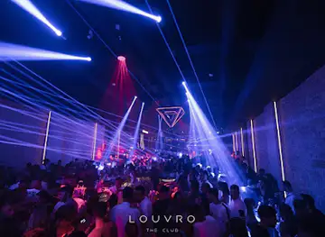 LOUVRO THE CLUB