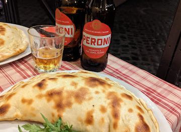 italy/rome/trastevere/nightclub/piazza-de-renzi