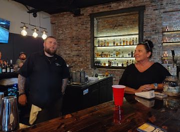 north-carolina/new-bern/nightclub/the-james-drinkery