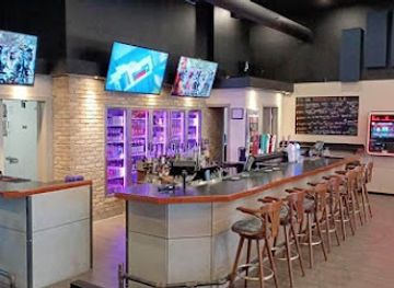 canada/eastern-townships/nightclub/pub-la-cachette