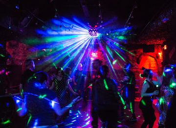 new-jersey/appalachian-trail/nightclub/qxt-s-night-club