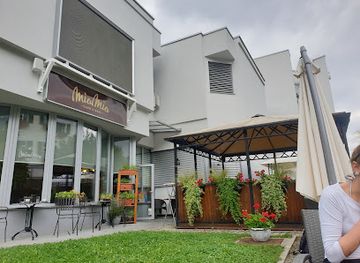 slovenia/rogaska-slatina/nightclub/mia-mia