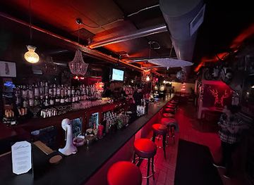 wisconsin/appleton/nightclub/ambassador