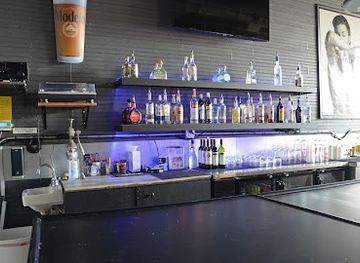 For the Record Music Hall & Bar