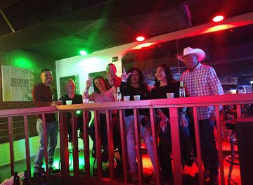 texas/lubbock/overton/nightclub/wolfy-s